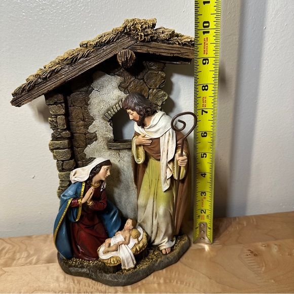 Nativity Holy Family Figurine Scene 10” Mary Joseph Baby...